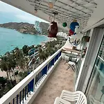 Aptartamentos Tematicos Con Balcon Panoramico Frente A La Playa